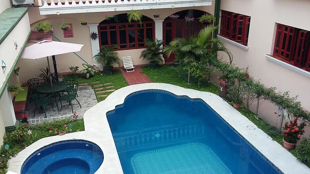 Hotel Fotherhouse San Salvador Exterior photo